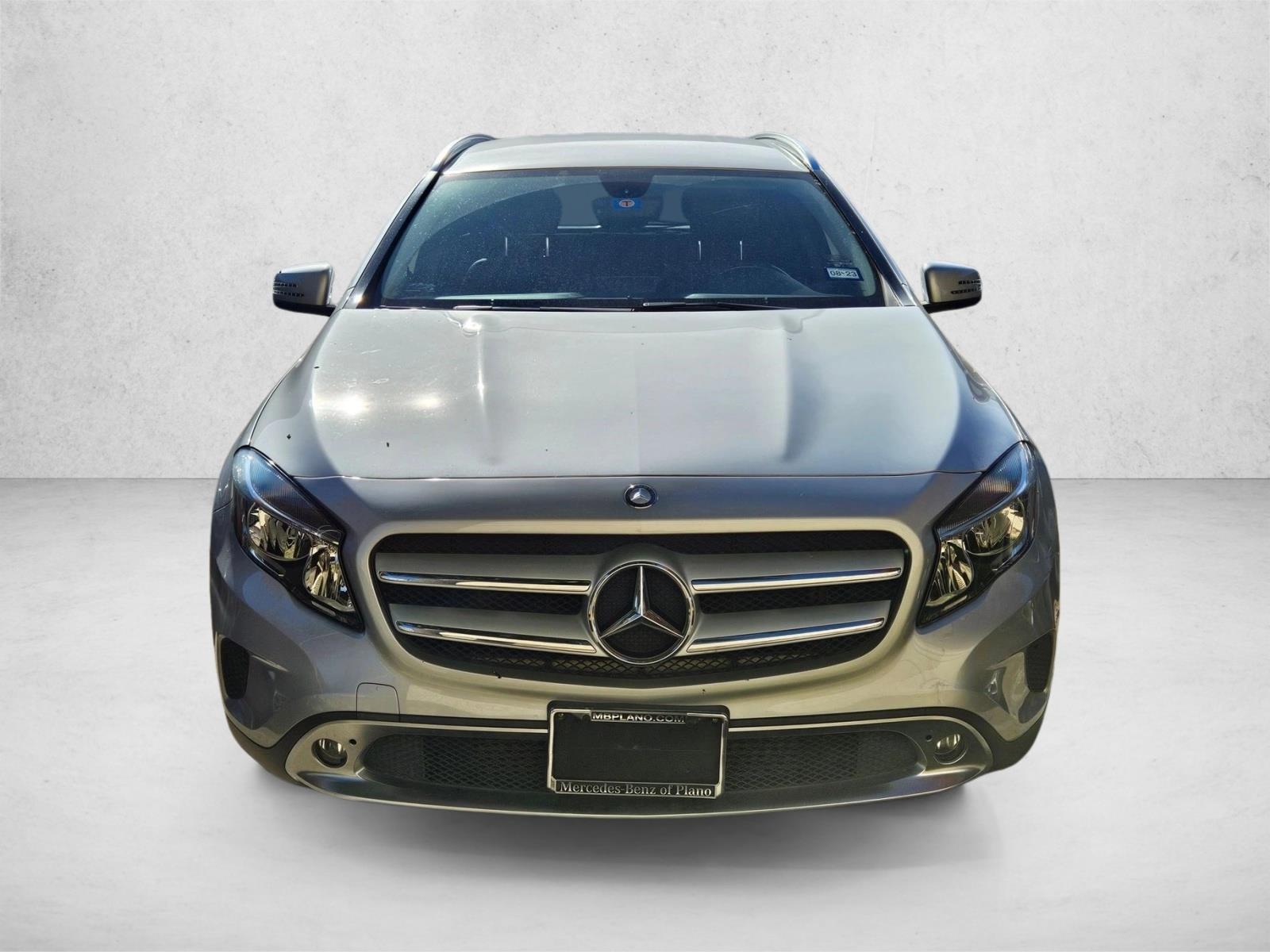 2015 Mercedes Benz GLA 250 photo 2