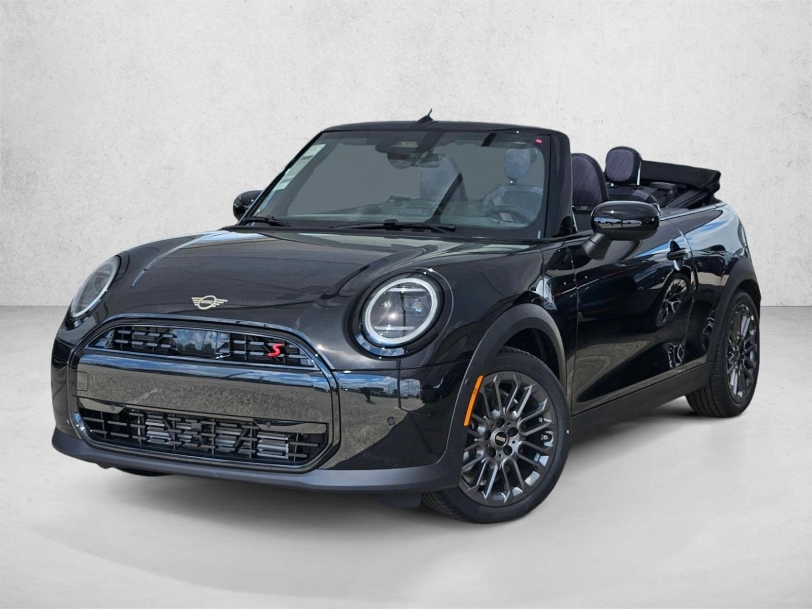 2026 MINI Convertible Cooper S Signature's photo