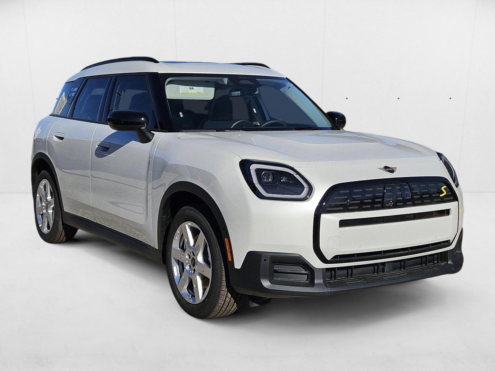 2025 MINI Countryman SE - Photo 7
