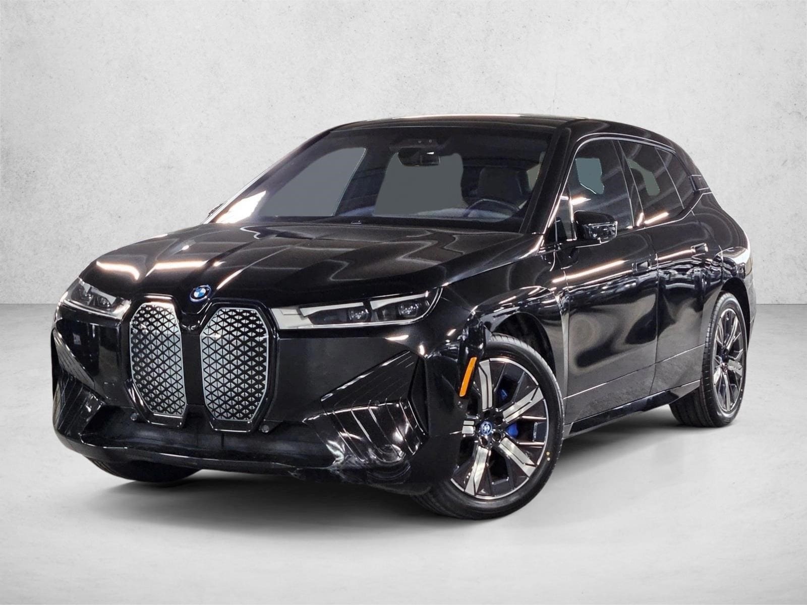 2024 BMW iX xDrive50's photo