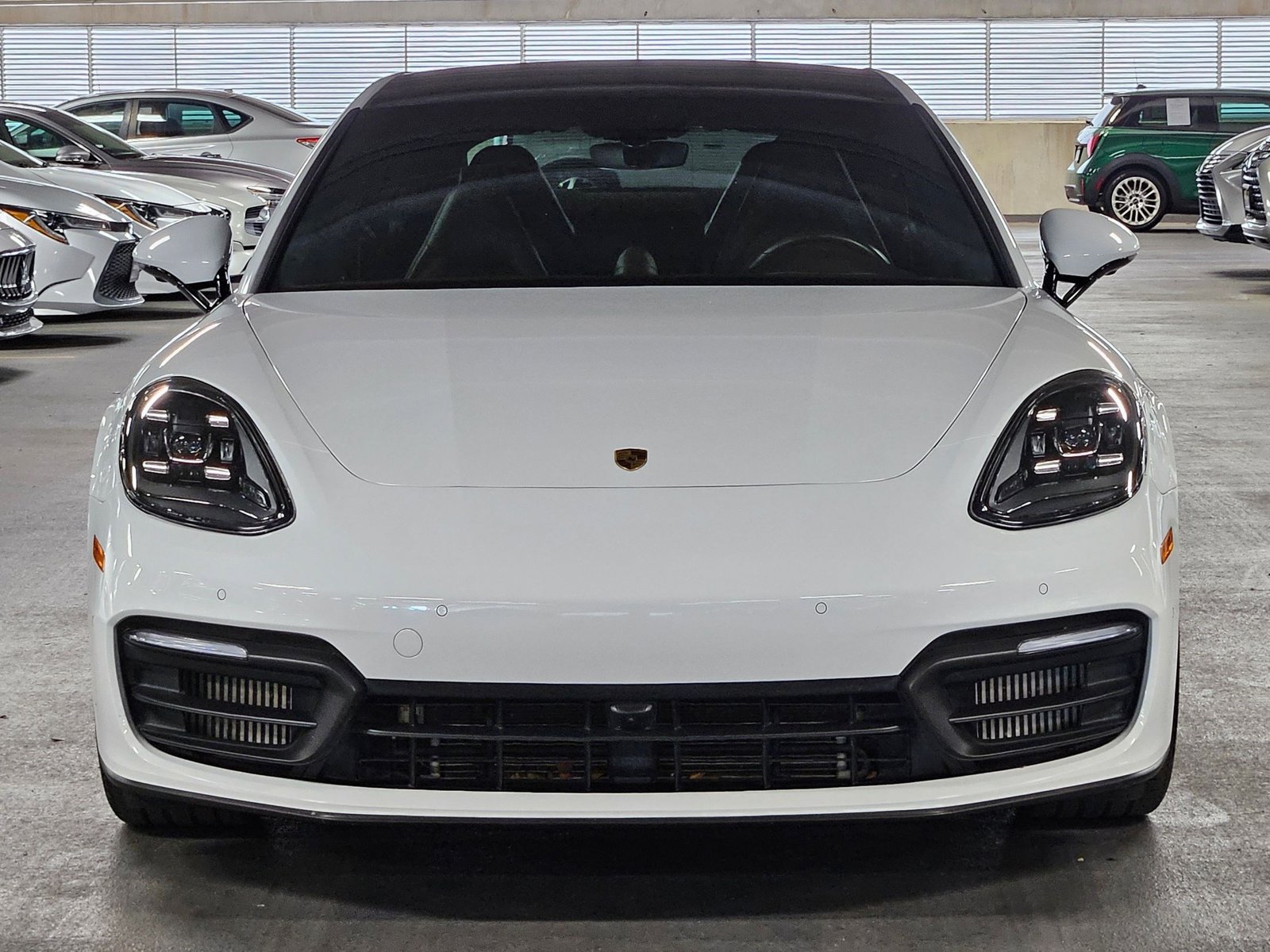 2021 Porsche Panamera 4S photo 2