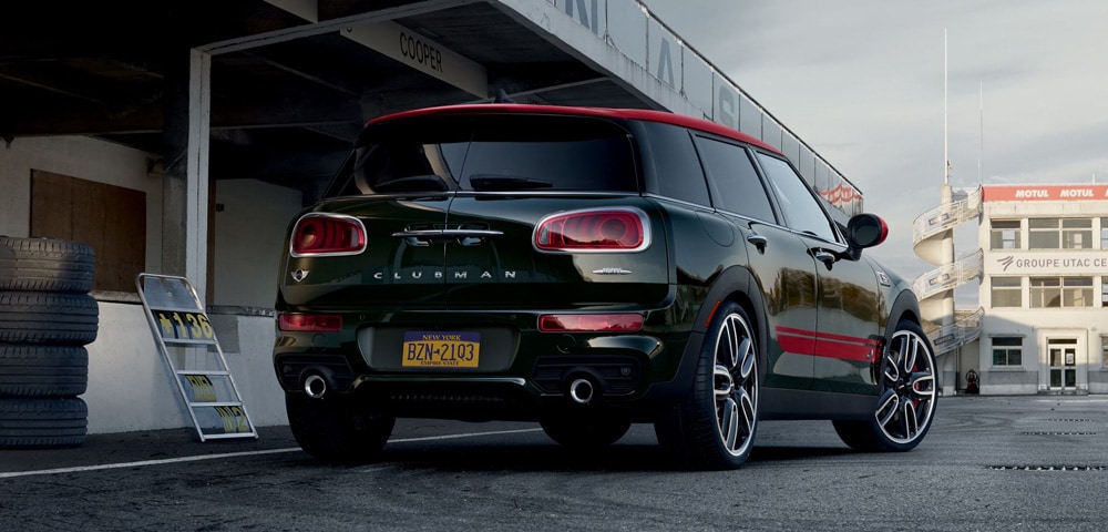 2018 MINI Clubman Available In Valencia Exterior photo 2018 MINI Clubman
