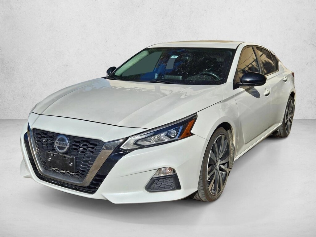 Used 2020 Nissan Altima 2.5 SR 4dr Car