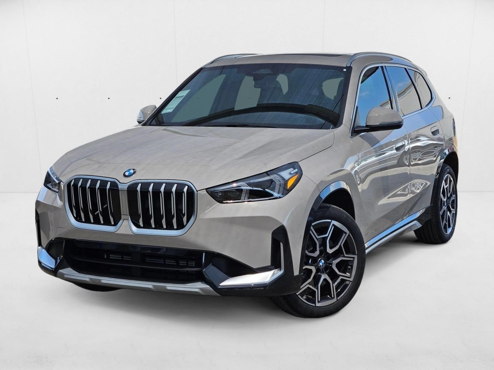 2026 BMW X1 28i