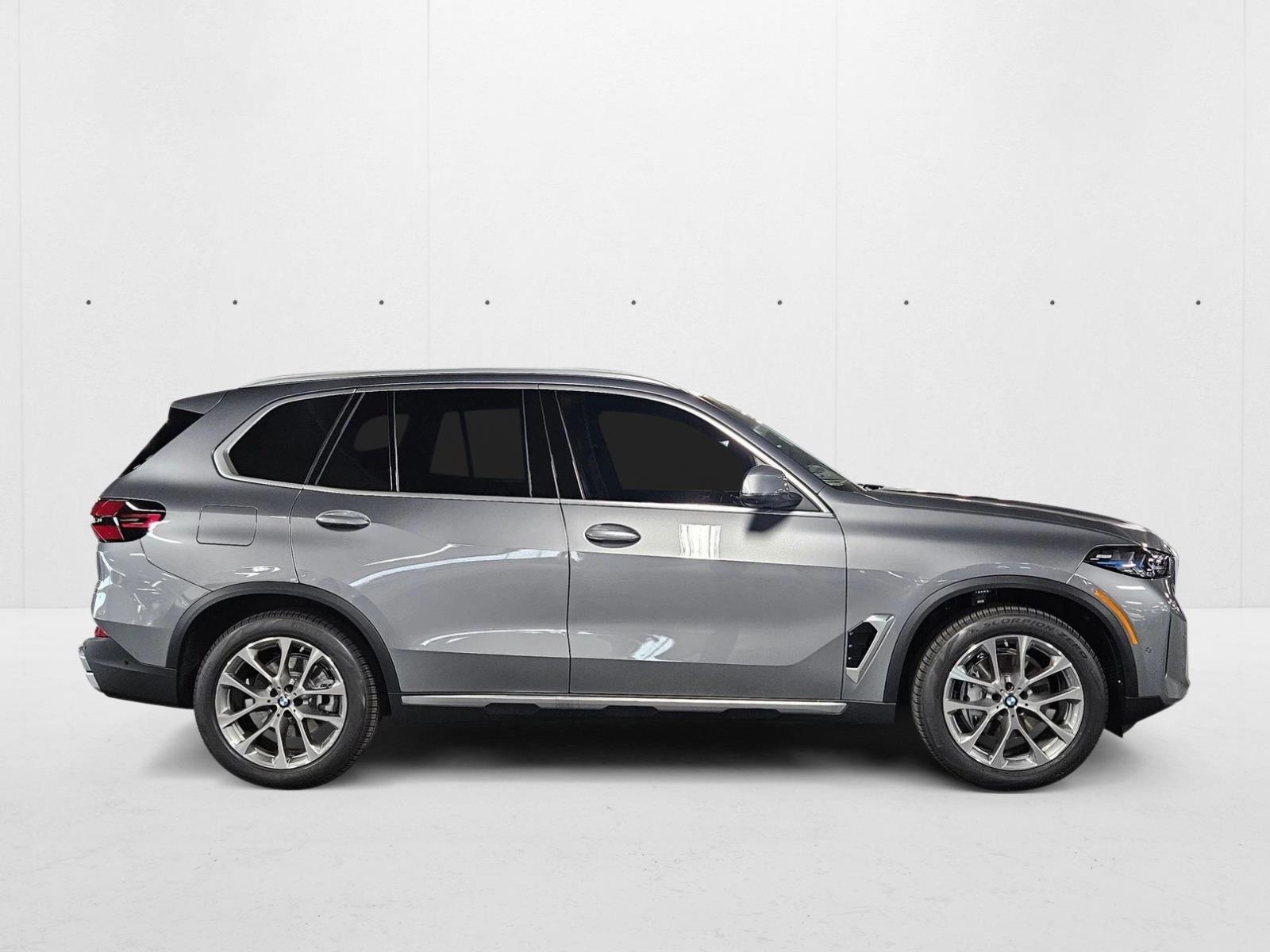 2026 Bmw X5 xDrive40i photo 3