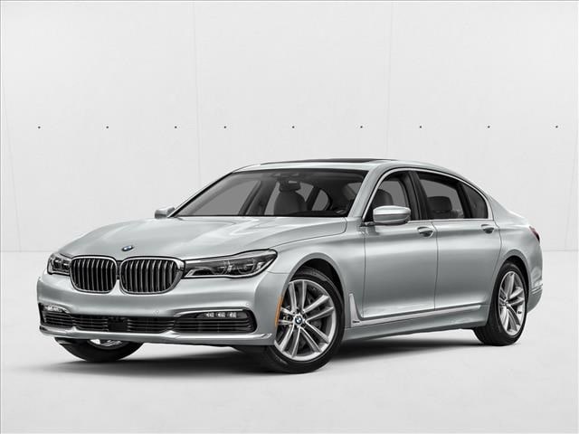 2018 BMW 7 Series 750i's photo