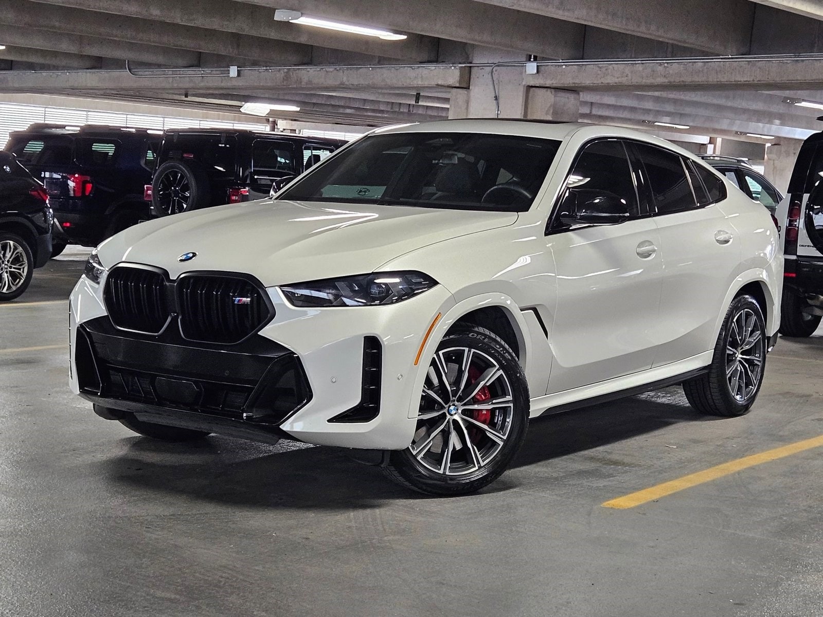2024 BMW X6 M60i's photo