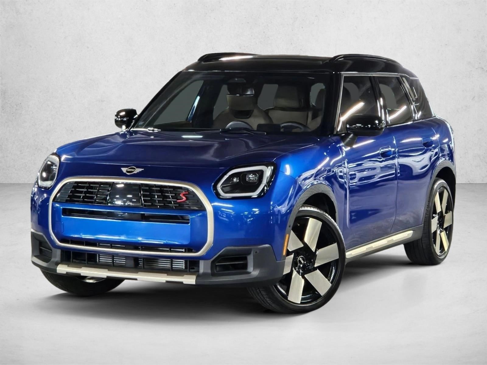 2025 MINI Countryman S's photo