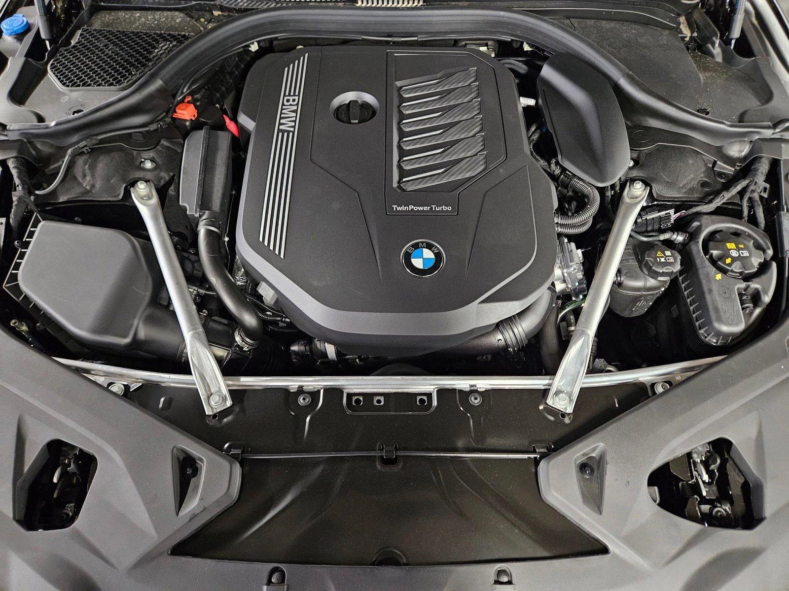 2025 BMW 8 Series 840i - Photo 19