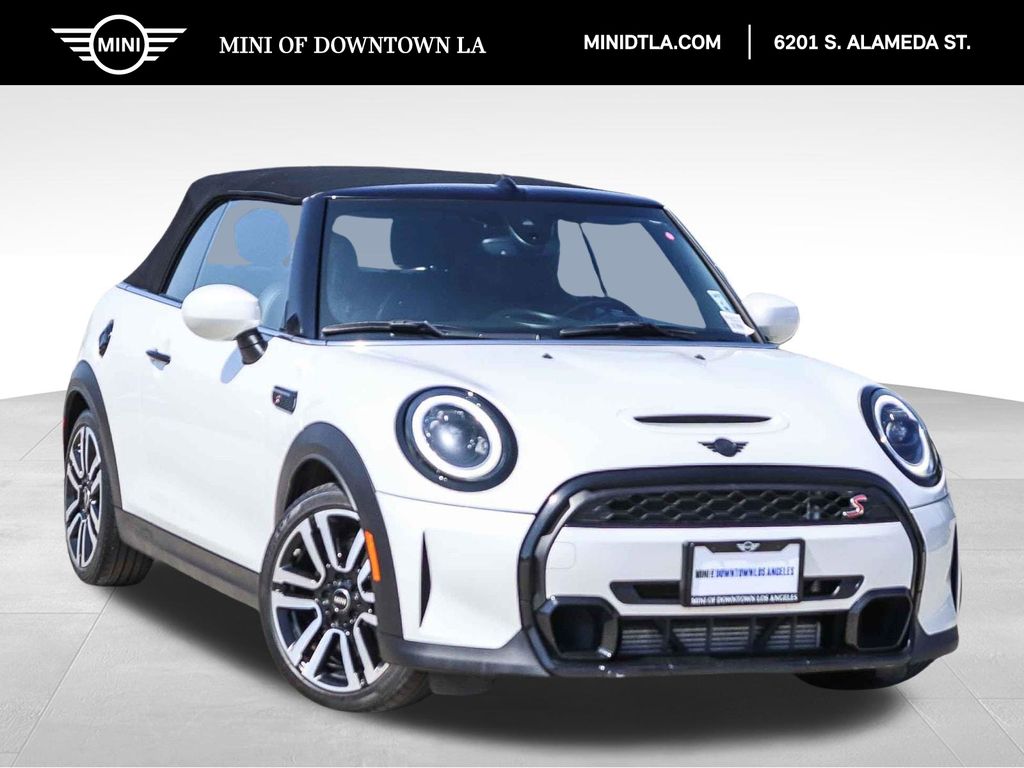 2023 MINI Convertible Cooper S's photo