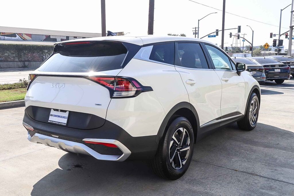 Used 2023 Kia Sportage Hybrid LX SUV