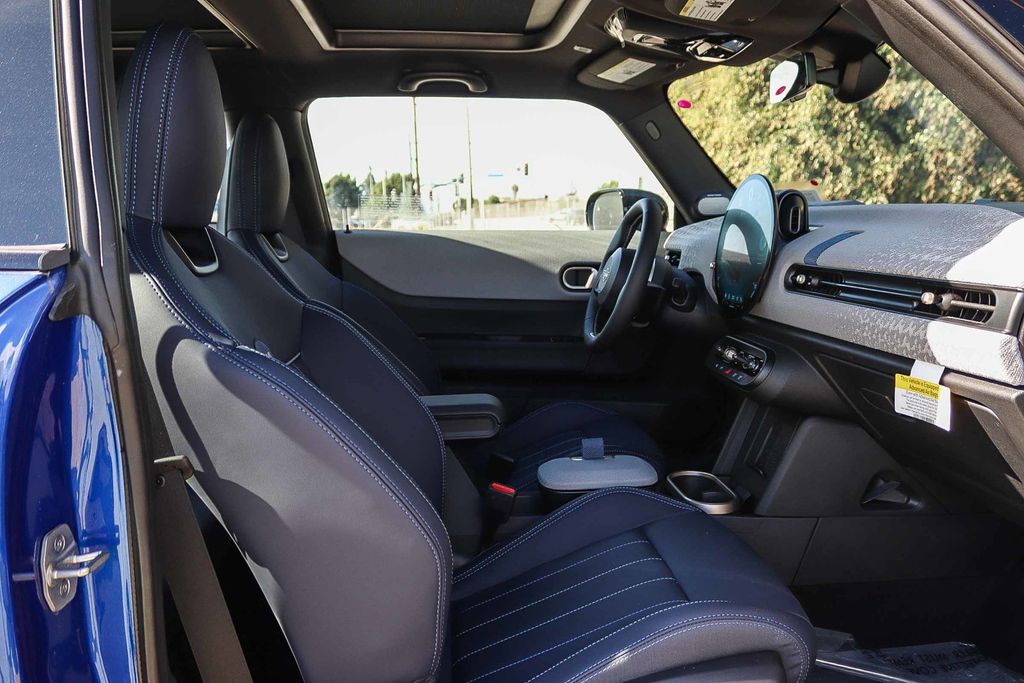 2026 MINI Hardtop 2 Door S - Photo 17