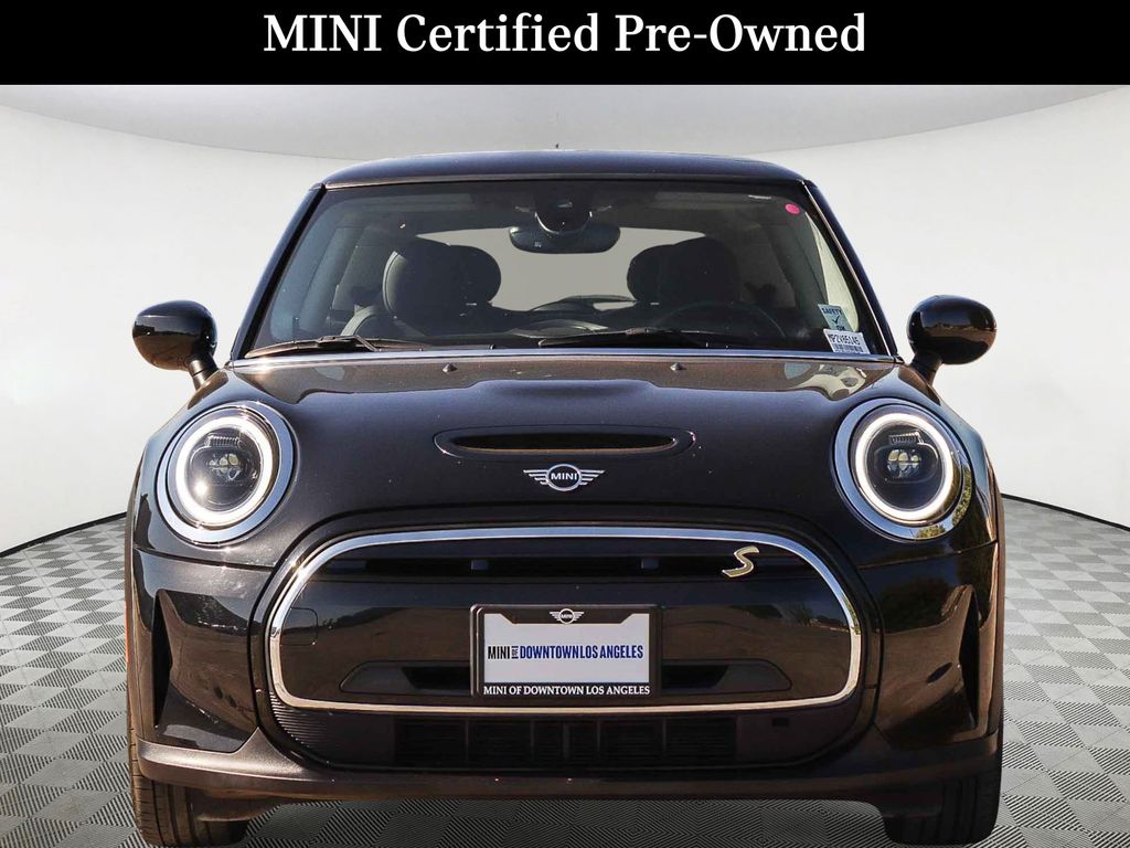 Used 2024 MINI Hardtop 2 Door SE with VIN WMW13DJ00R2V85145 for sale in Los Angeles, CA