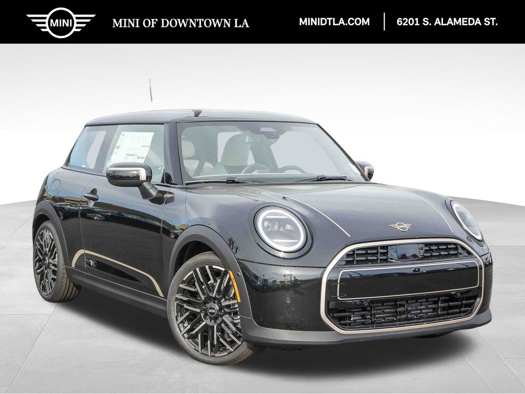 2026 MINI Hardtop's photo