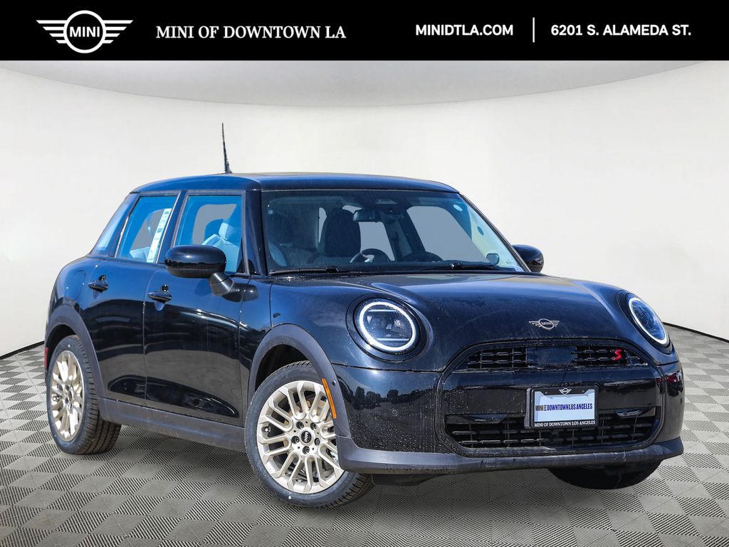 2025 MINI Hardtop 4 Door S's photo