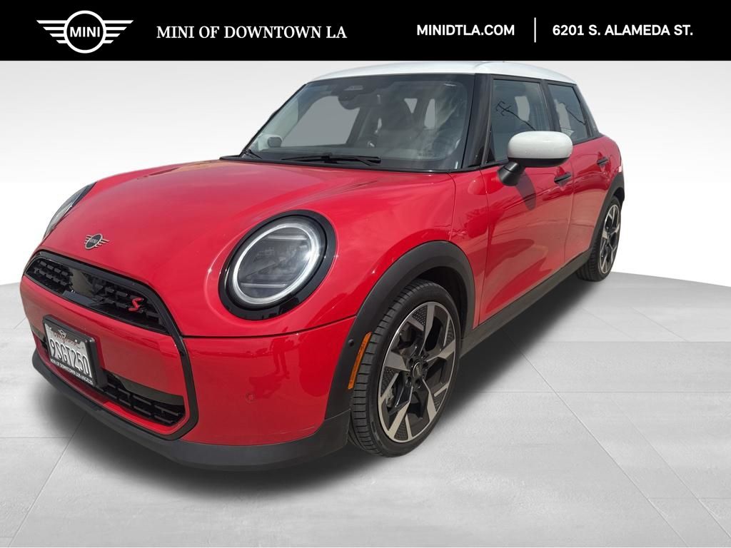 2025 MINI Hardtop Cooper S Signature's photo