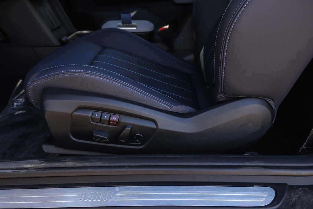 2026 MINI Hardtop 2 Door S - Photo 21