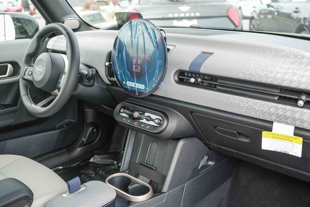 2026 MINI Hardtop 2 Door - Photo 16
