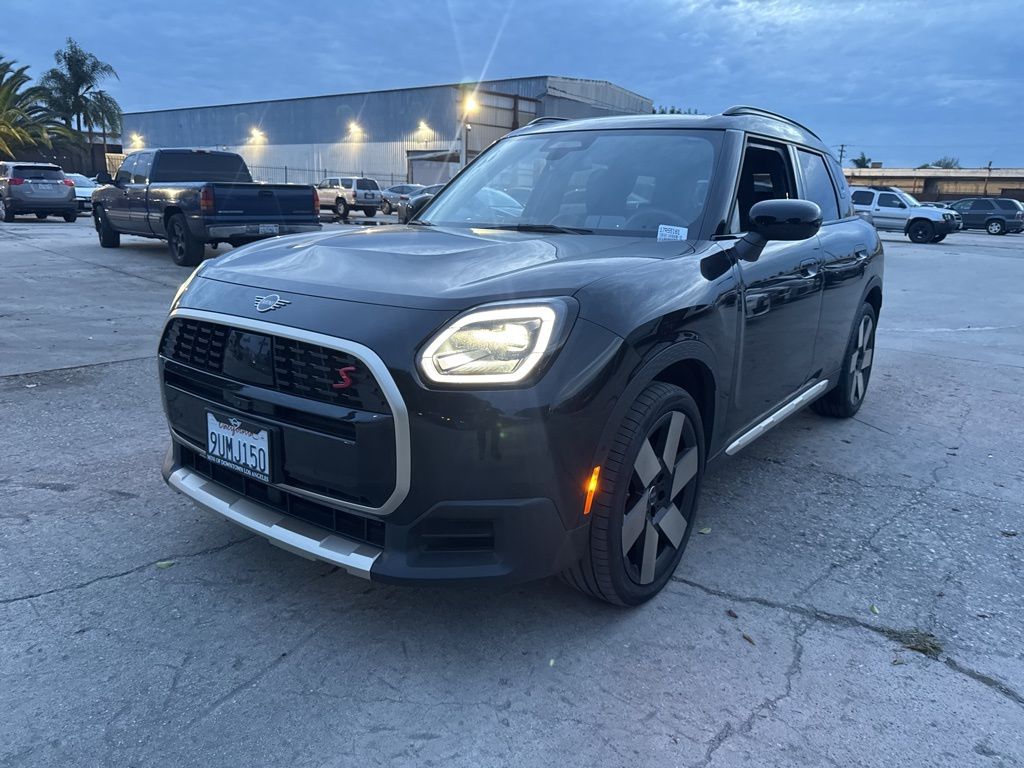 2025 MINI Countryman S's photo