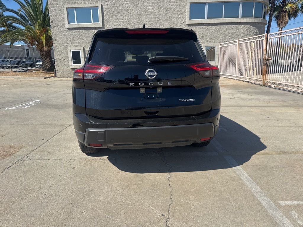 Used 2024 Nissan Rogue SV SUV
