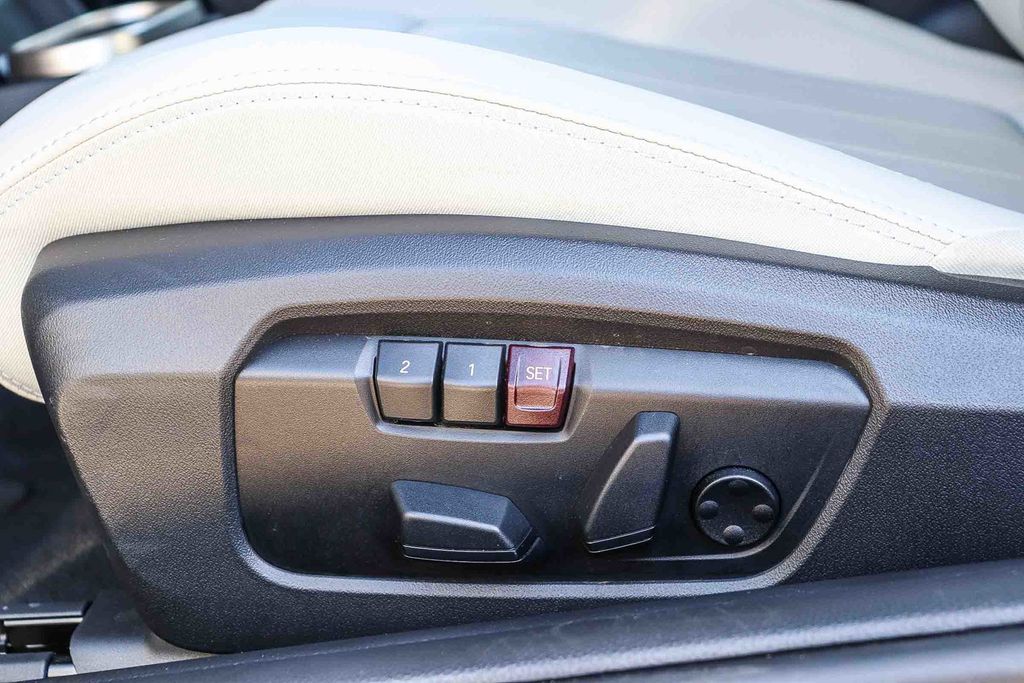 2025 MINI Hardtop 2 Door S - Photo 23