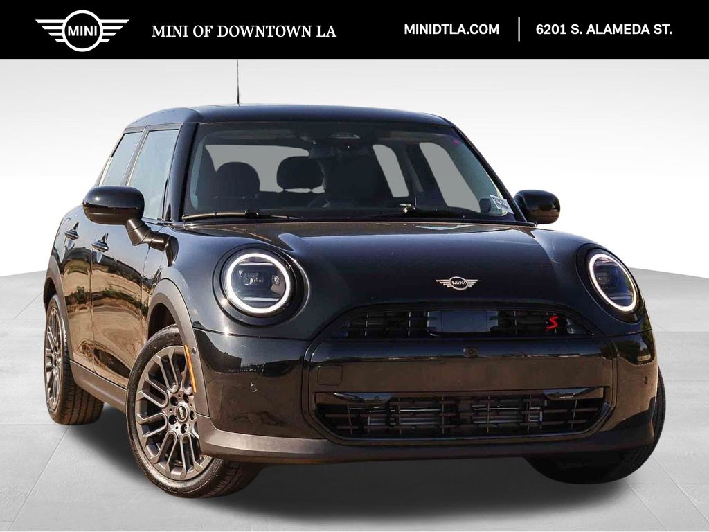 2026 MINI Hardtop Cooper S's photo