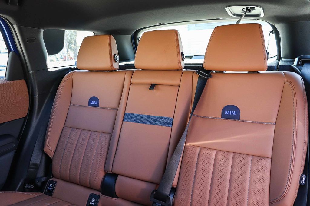 2025 MINI Countryman S - Photo 20