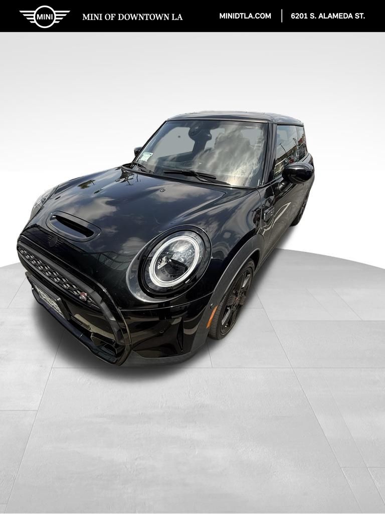 2023 MINI Cooper Cooper S 3 Door's photo