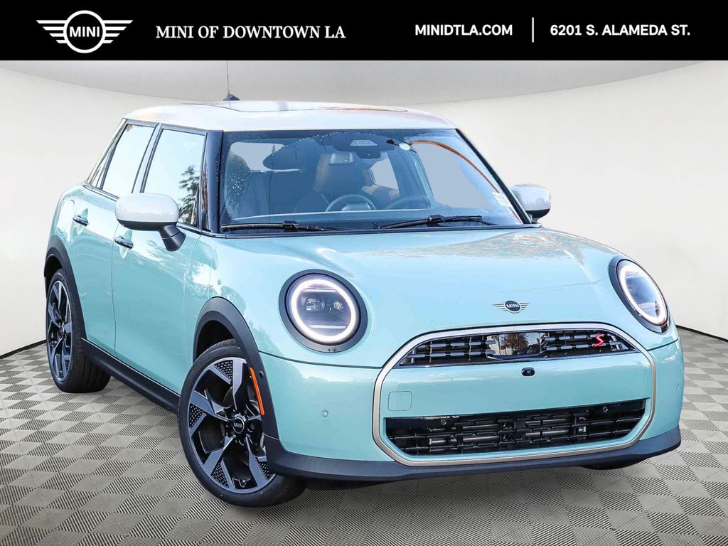 2026 MINI Hardtop 4 Door S's photo