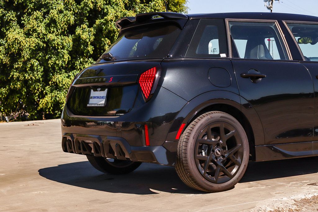2026 MINI Hardtop 4 Door S - Photo 11