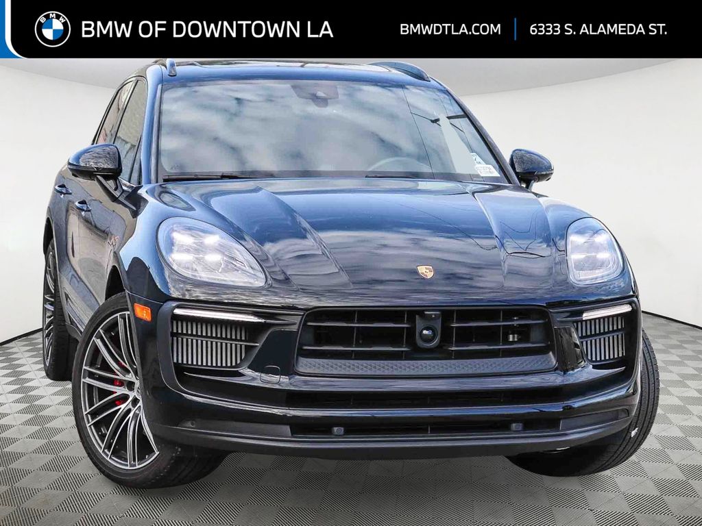 2024 Porsche Macan S's photo