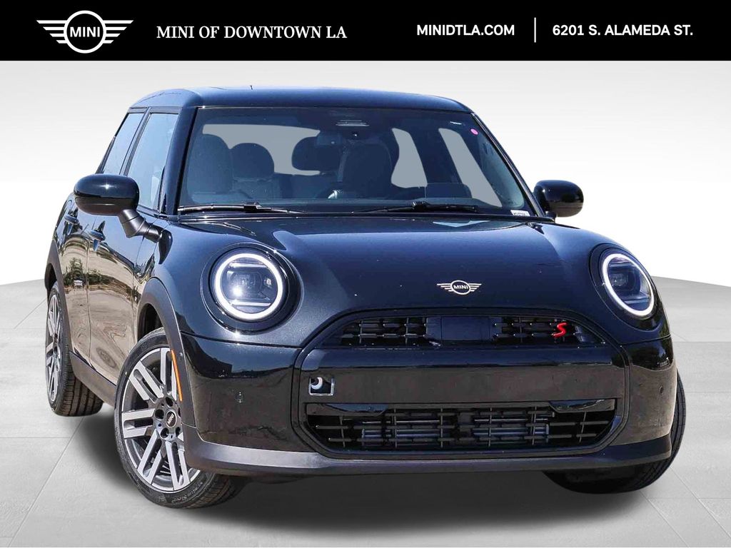 2026 MINI Hardtop Cooper S's photo