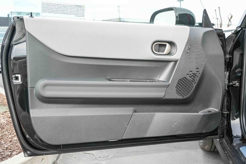 2026 MINI Hardtop 2 Door - Photo 23