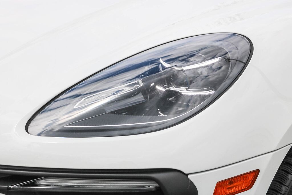 Used 2024 Porsche Macan SUV