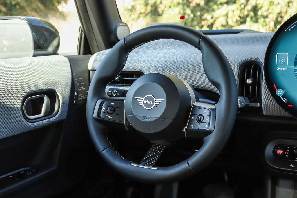 2026 MINI Hardtop 2 Door S - Photo 16