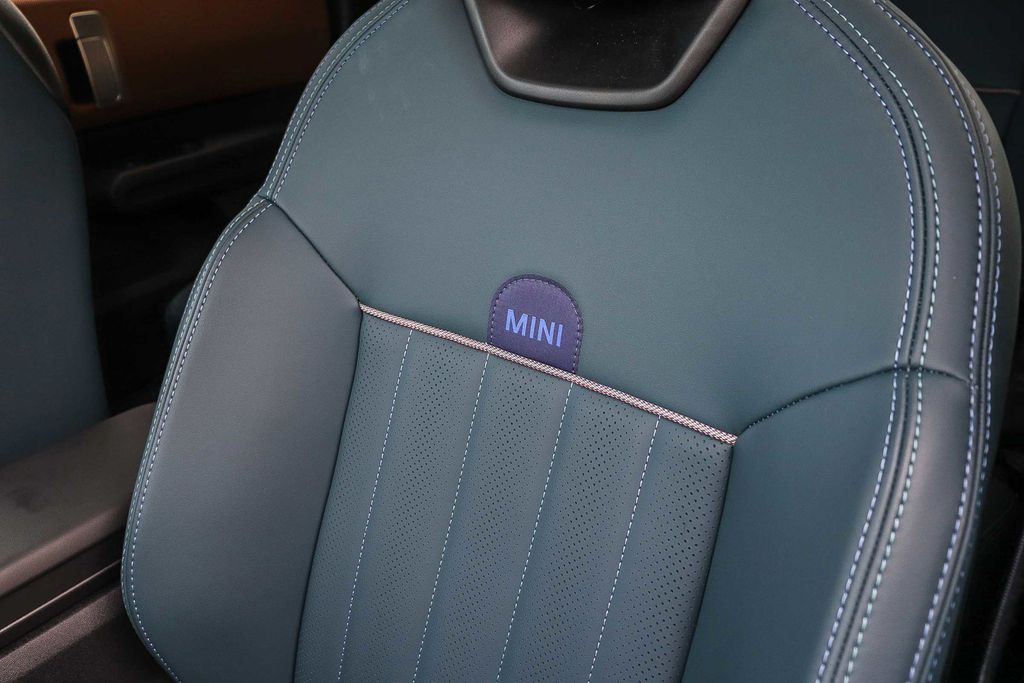 2025 MINI Countryman S - Photo 30