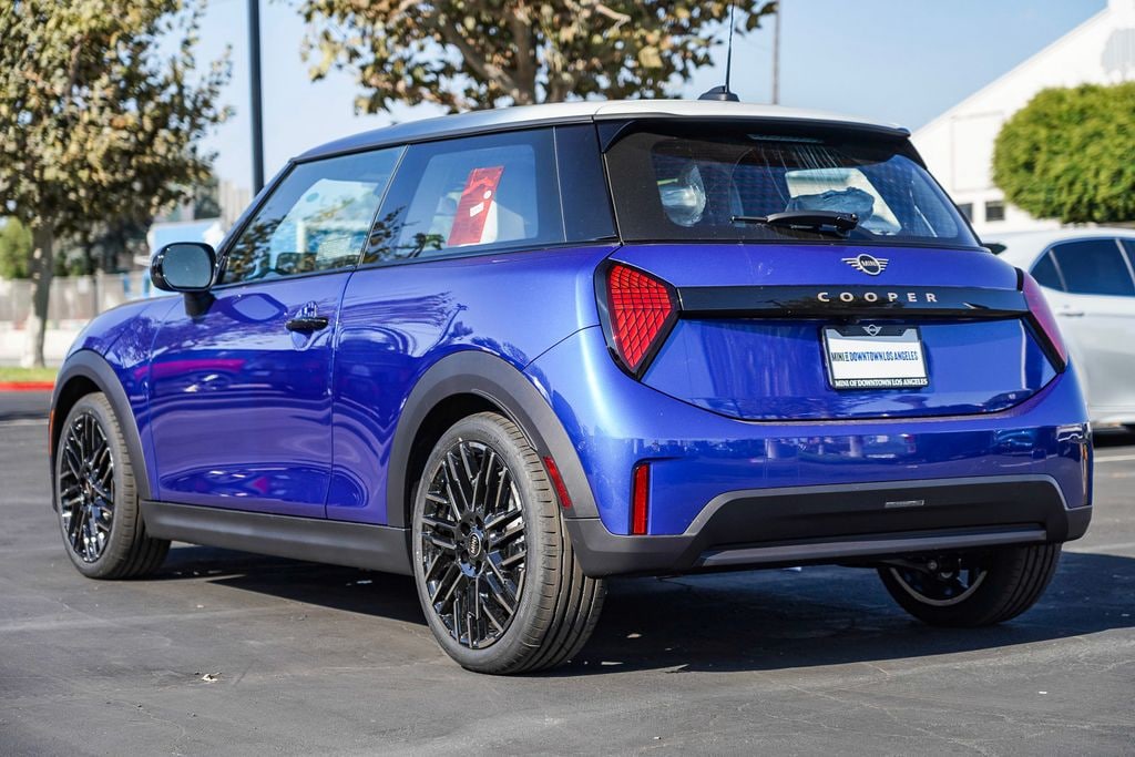 New 2025 MINI Hardtop 2 Door Cooper Hatchback