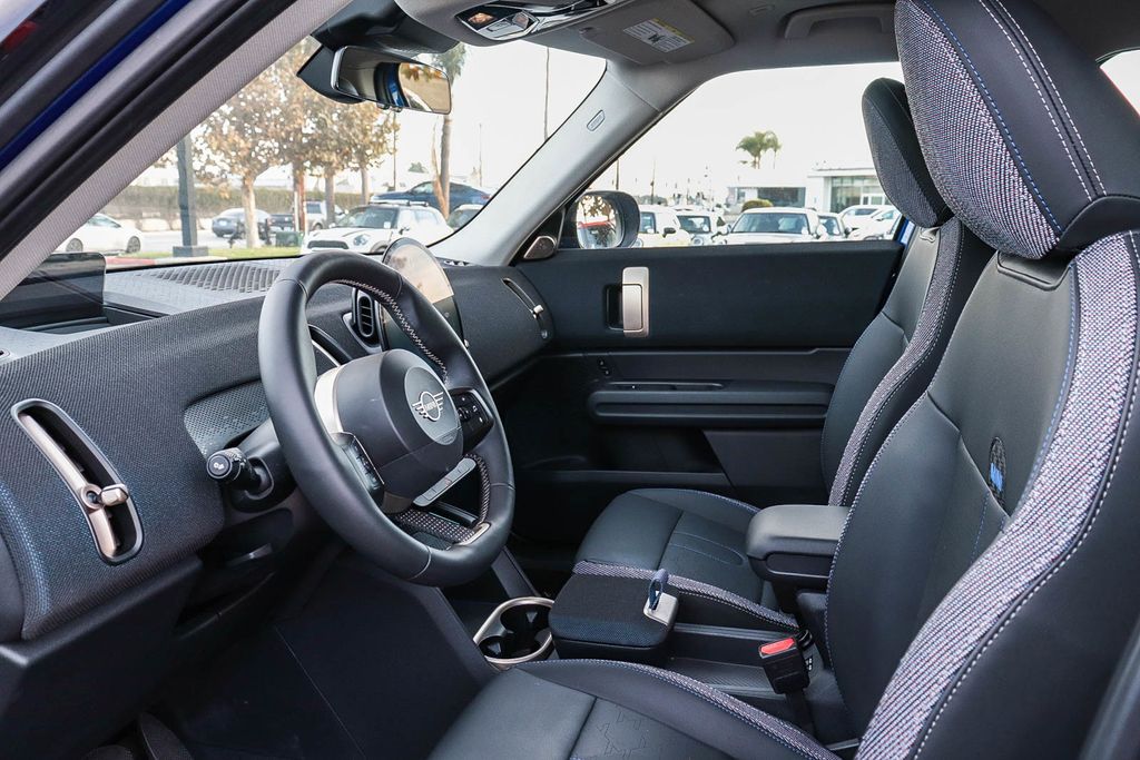 2025 MINI Countryman S - Photo 19