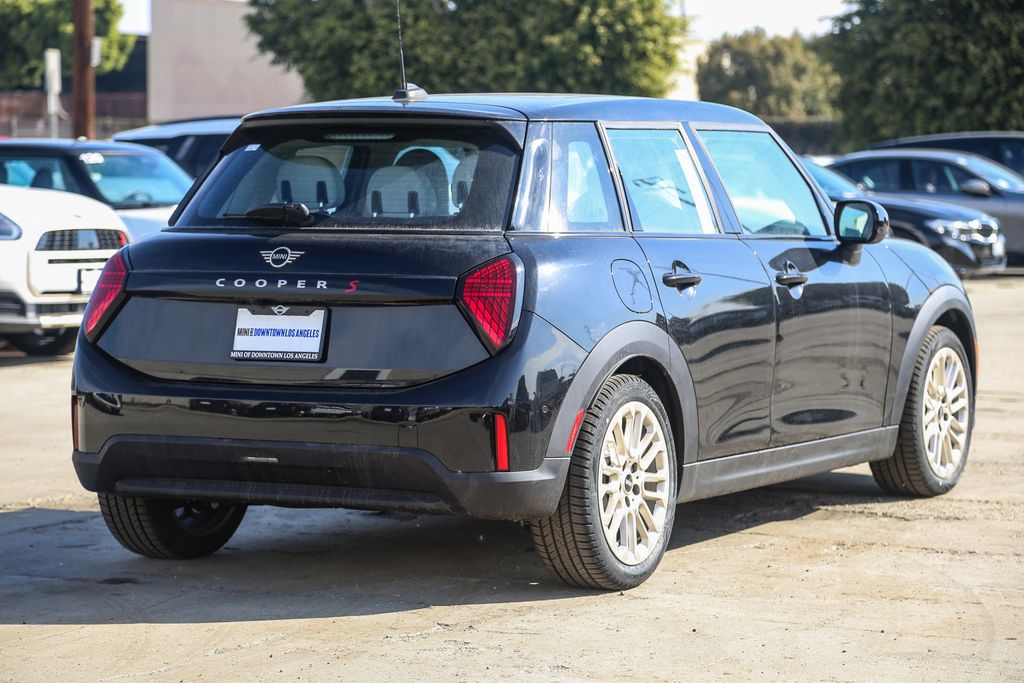 2025 MINI Hardtop 4 Door S - Photo 8