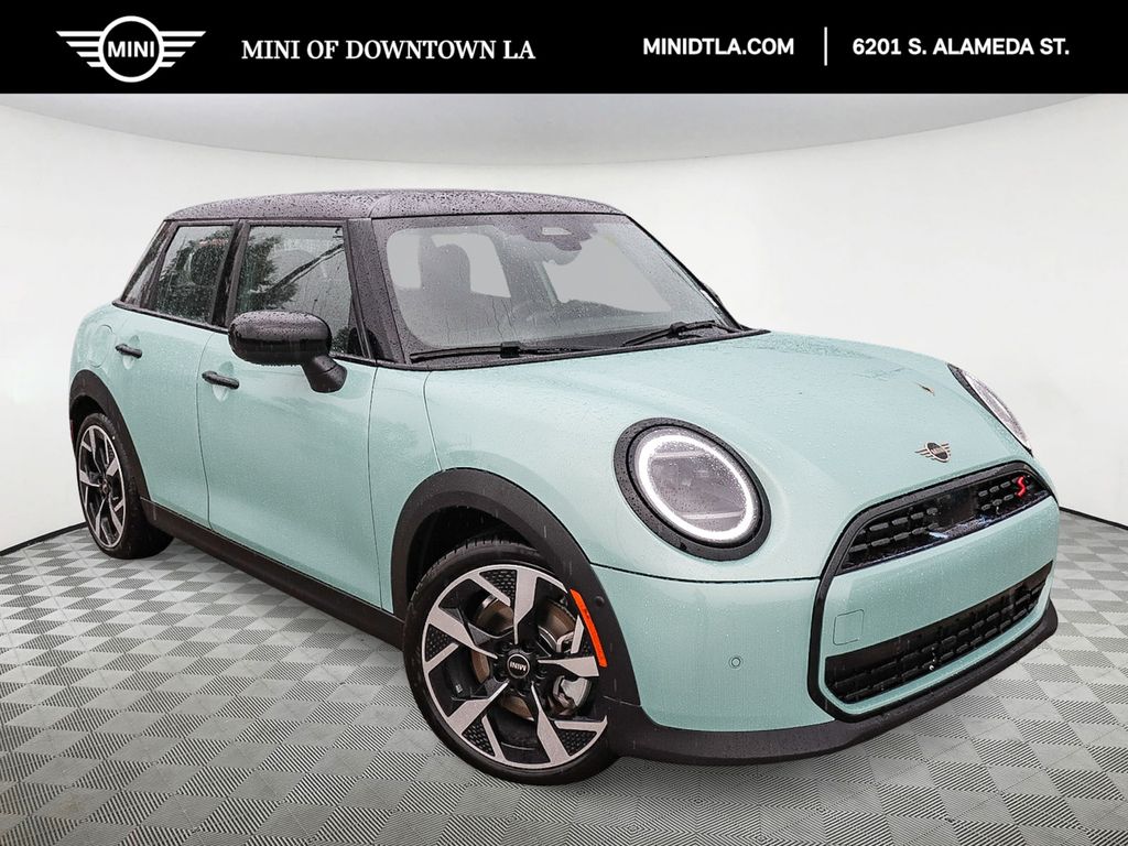 2026 MINI Hardtop 4 Door S's photo