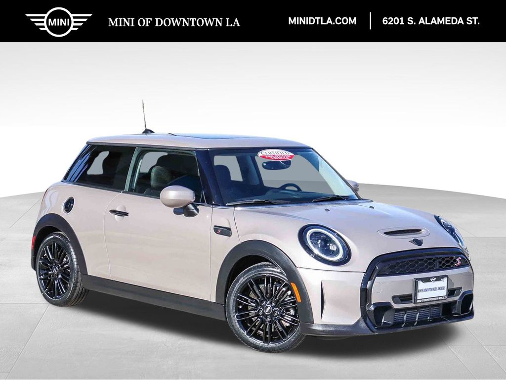 2023 MINI 3 Door S