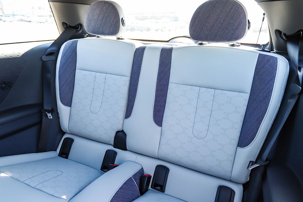 2026 MINI Hardtop 2 Door S - Photo 19