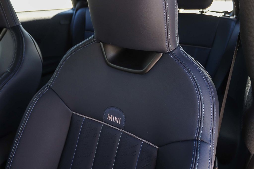 2026 MINI Hardtop 2 Door S - Photo 27
