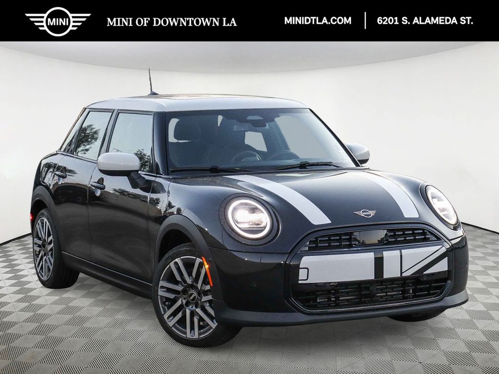 2026 MINI Hardtop 4 Door's photo