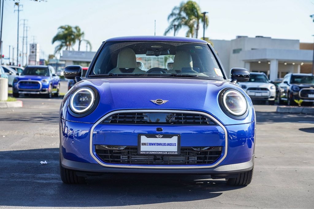 New 2025 MINI Hardtop 2 Door Cooper Hatchback