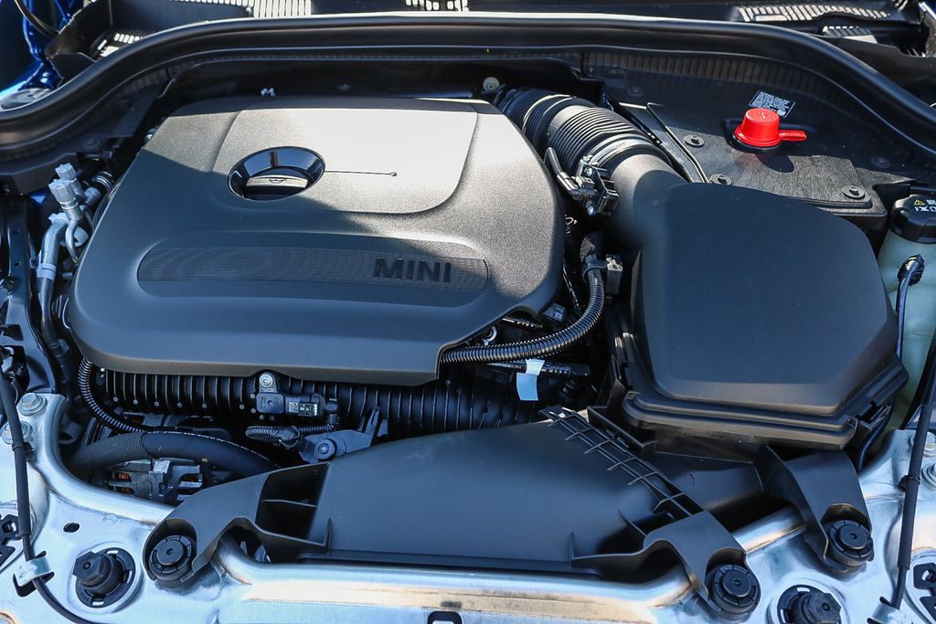 2025 MINI Hardtop 2 Door Base - Photo 23