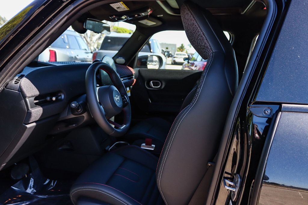 2026 MINI Hardtop 4 Door S - Photo 18