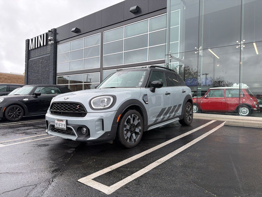 2023 MINI Countryman S's photo