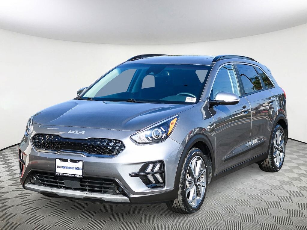 Used 2022 Kia Niro Touring SE SUV