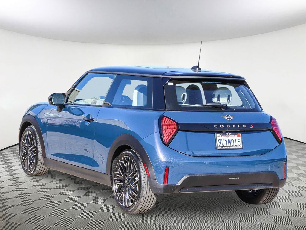 2025 MINI Hardtop 2 Door S - Photo 8